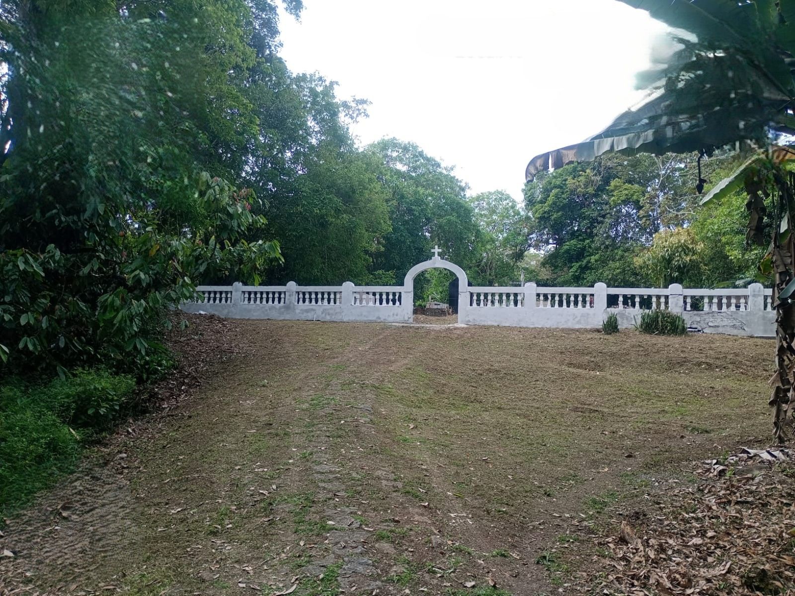 Prefeitura de Ilhéus segue cronograma de limpeza nos cemitérios do município